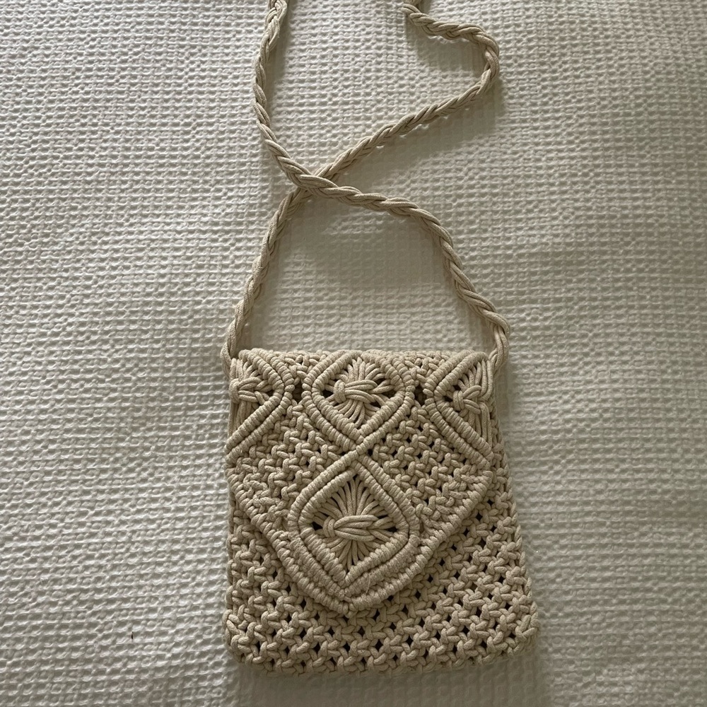 DONATING 12/1 
crochet bag